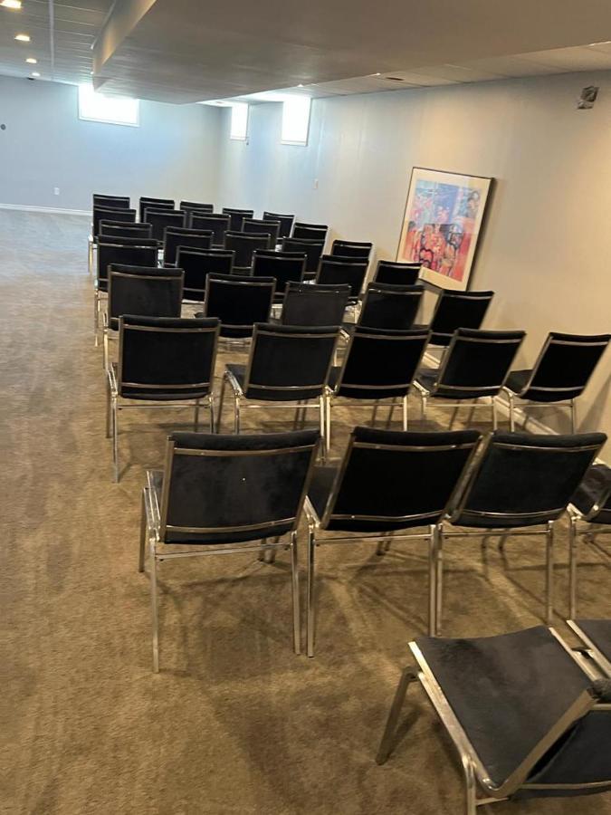 Bowmanville Event Place Eksteriør billede